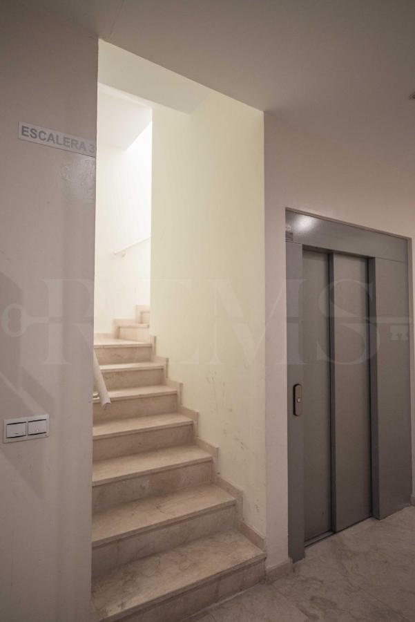 مالقة Stylish Studio Near Plaza De La Merced - Center المظهر الخارجي الصورة